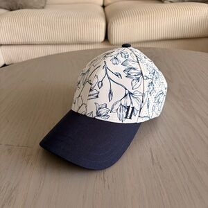 Walter Hagen Golf Cap Men's Perfect 11 Floral Mesh Adjustable Size: OSFA (R88)